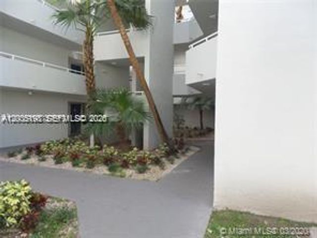 8255 SW 152nd Ave E-307, Miami, FL 33193