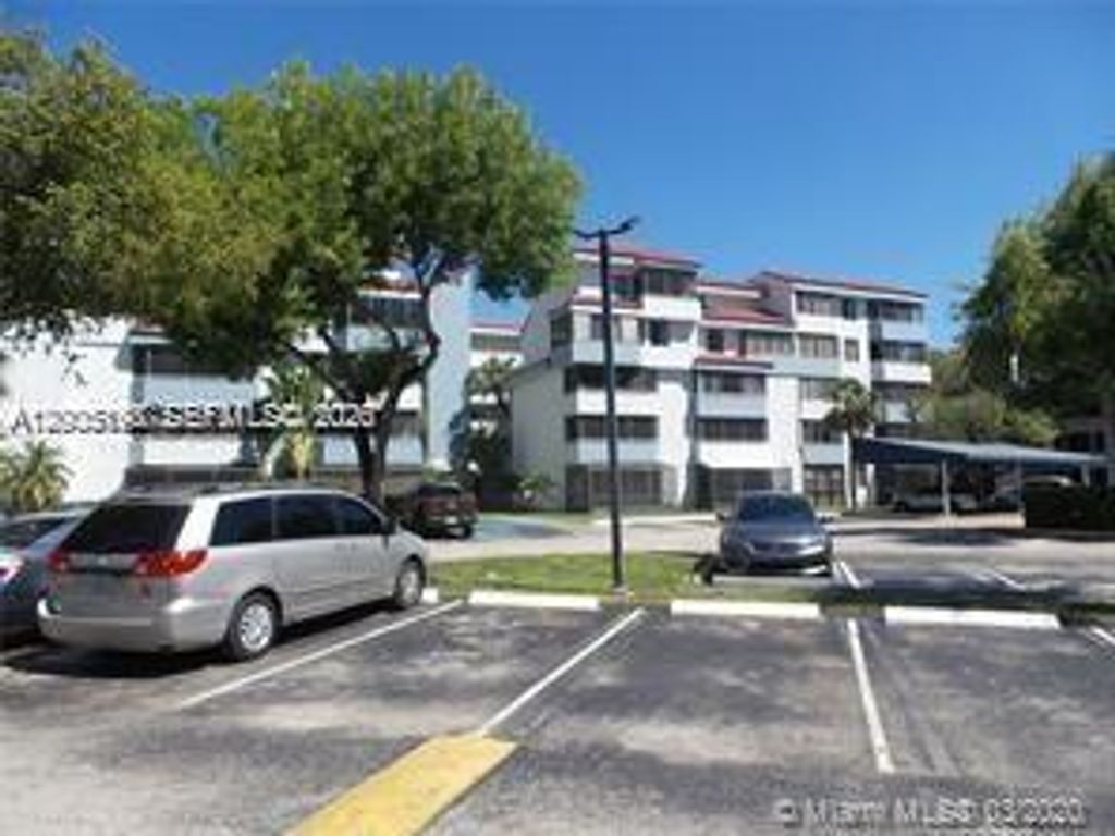8255 SW 152nd Ave E-307, Miami, FL 33193