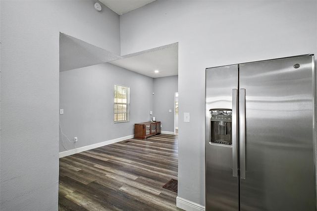 105 W STEVENS AVENUE, Eustis, FL 32726