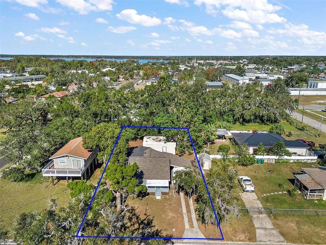 105 W STEVENS AVENUE, Eustis, FL 32726