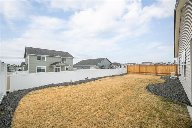 1808 E Boskoop St, Deer Park, WA 99006