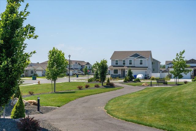 1808 E Boskoop St, Deer Park, WA 99006
