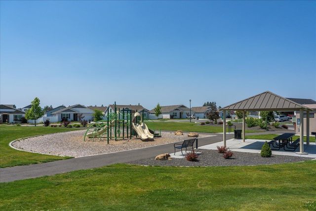 1808 E Boskoop St, Deer Park, WA 99006