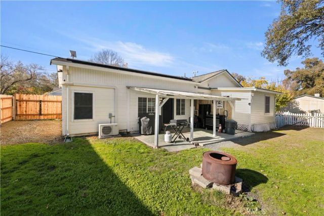 110 S Russell, Lakeport, CA 95453