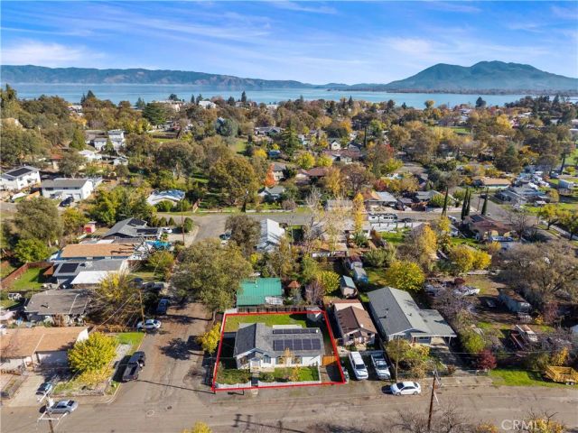 110 S Russell, Lakeport, CA 95453