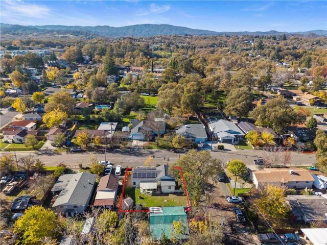110 S Russell, Lakeport, CA 95453