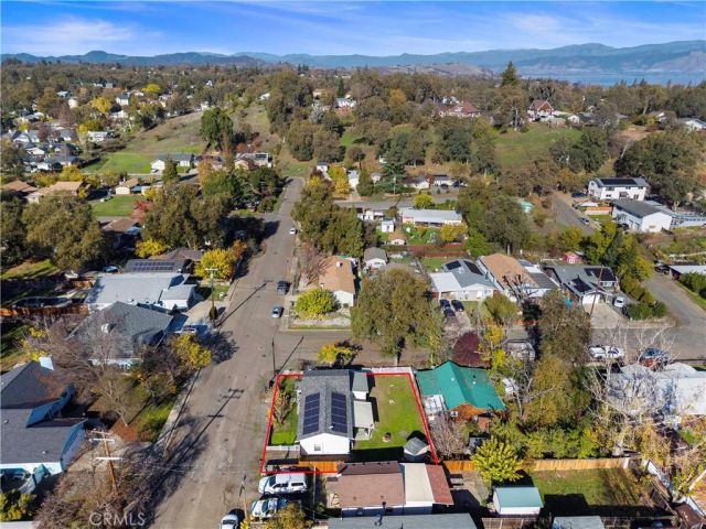 110 S Russell, Lakeport, CA 95453