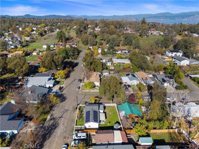 110 S Russell, Lakeport, CA 95453