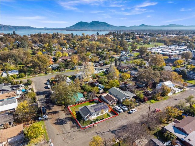 110 S Russell, Lakeport, CA 95453