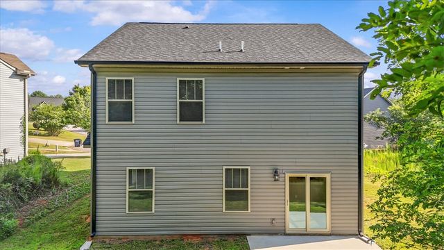 8 Cringle Lane, Anderson, SC 29625