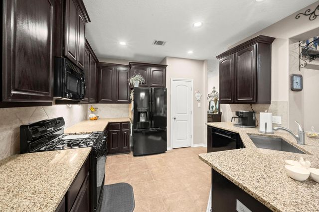 23016 Glenwood Boulevard, Hockley, TX 77447