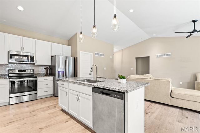 1588 Misty River Drive, St Paul, MO 63366