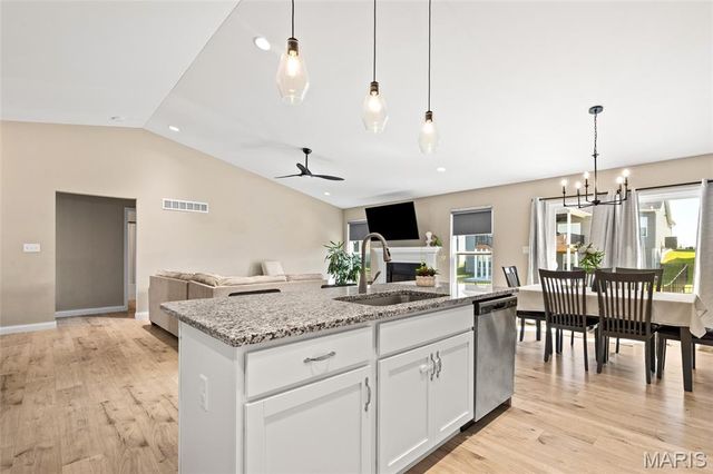 1588 Misty River Drive, St Paul, MO 63366