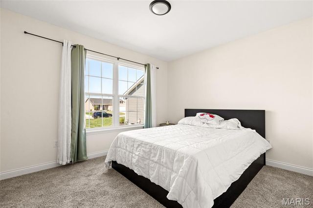 1588 Misty River Drive, St Paul, MO 63366
