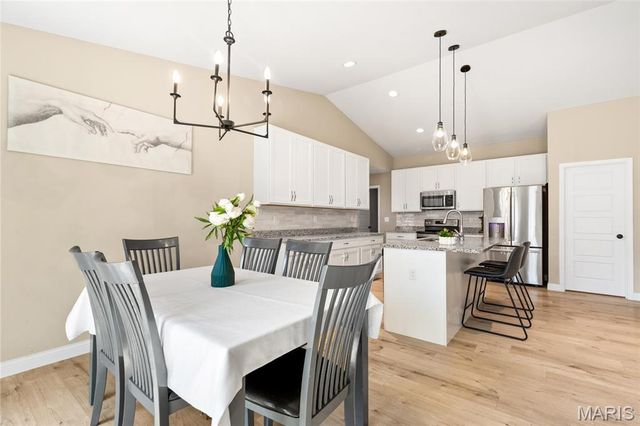 1588 Misty River Drive, St Paul, MO 63366