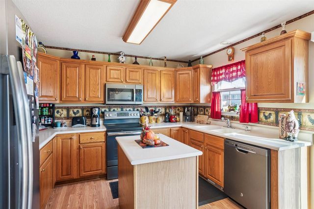 3524 34th Street, Moline, IL 61265