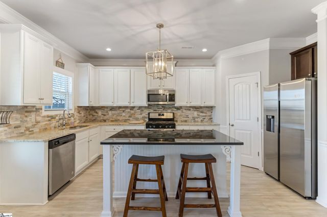 201 Calavera Drive, Simpsonville, SC 29681