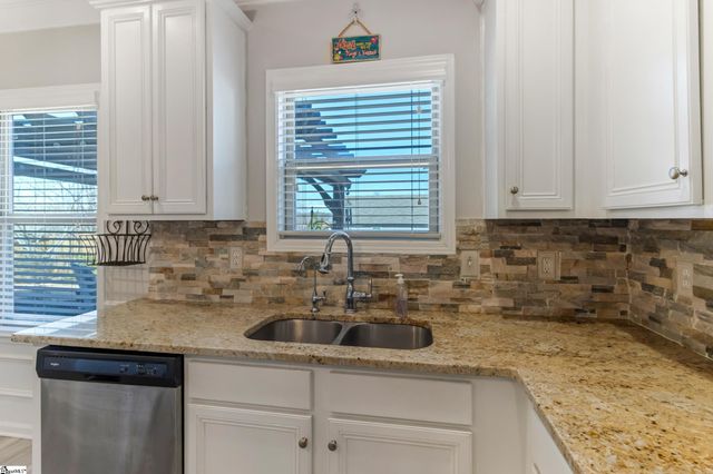 201 Calavera Drive, Simpsonville, SC 29681