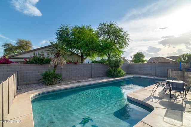 1053 E HARVEST Road, San Tan Valley, AZ 85140