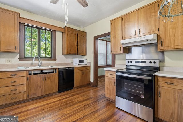 131 E Baldwin Street, Milledgeville, GA 31061