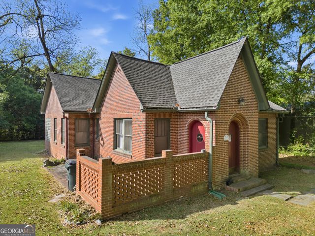 131 E Baldwin Street, Milledgeville, GA 31061