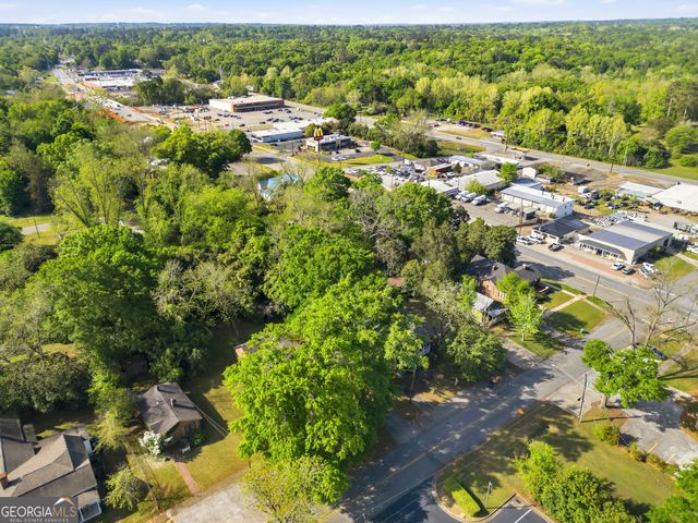 131 E Baldwin Street, Milledgeville, GA 31061