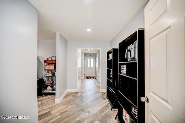 6 Meadowbrook Drive, Howell, NJ 07731