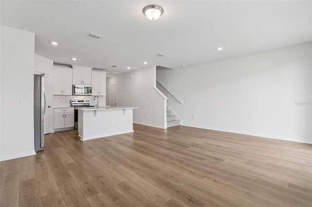 16346 BIRD OF PARADISE AVENUE, Clermont, FL 34714