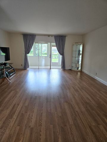 103 Oxford 400, West Palm Beach, FL 33417