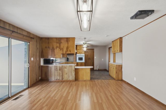 24243 S Highway 2, Vinita, OK 74301