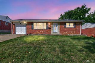 8415 Rockhaven Lane, Affton, MO 63123