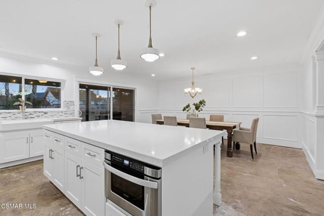 6240 Tamarind Street, Oak Park, CA 91377