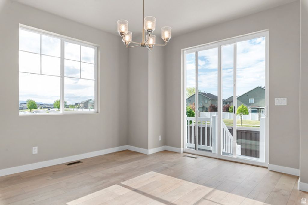 Image 15 of property listing at 590 W JUNEGRASS LN, Stansbury Park, UT 84074