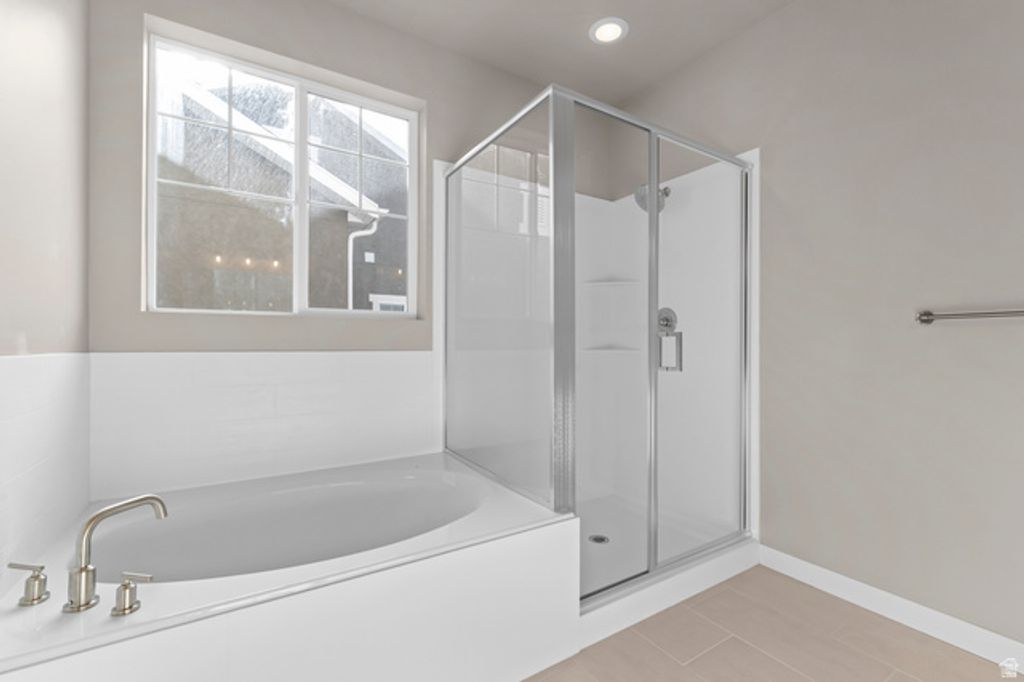 Image 9 of property listing at 590 W JUNEGRASS LN, Stansbury Park, UT 84074