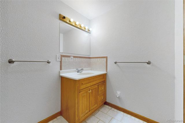 2651 Westlake Court, Longmont, CO 80503