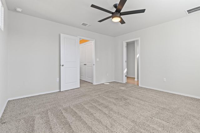 7116 Silver Star LN 75, Austin, TX 78744