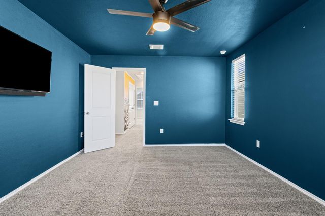 7116 Silver Star LN 75, Austin, TX 78744