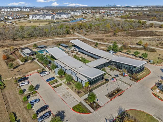 7116 Silver Star LN 75, Austin, TX 78744