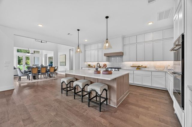 104 Bentwood Meadow Lane, Montgomery, TX 77356