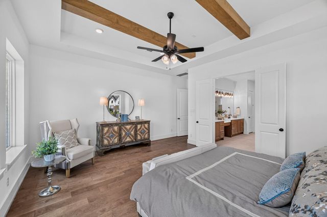 104 Bentwood Meadow Lane, Montgomery, TX 77356