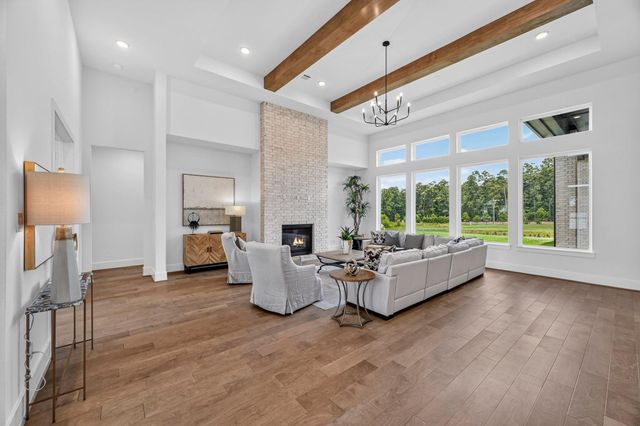 104 Bentwood Meadow Lane, Montgomery, TX 77356