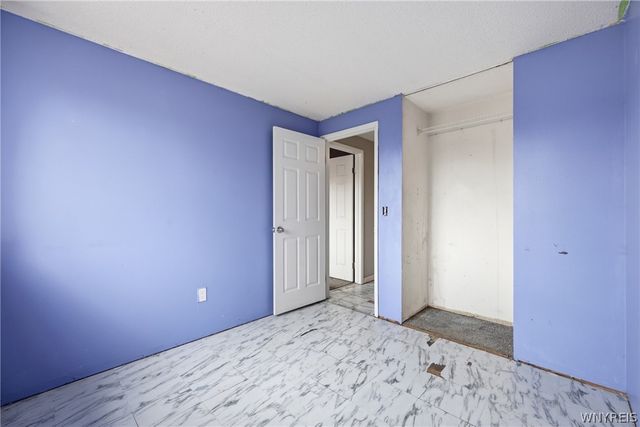 6954 Academy Lane, Lockport Town, NY 14094