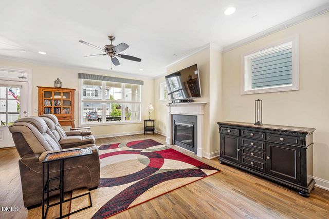 297 Beacon Ridge Boulevard, Chapel Hill, NC 27516