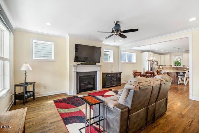 297 Beacon Ridge Boulevard, Chapel Hill, NC 27516