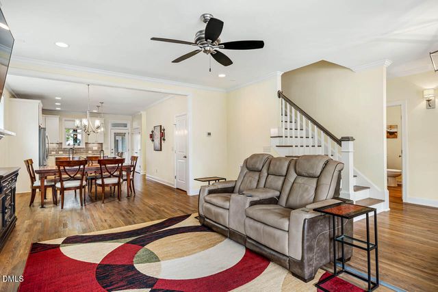297 Beacon Ridge Boulevard, Chapel Hill, NC 27516