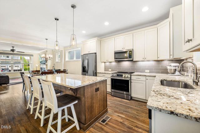 297 Beacon Ridge Boulevard, Chapel Hill, NC 27516
