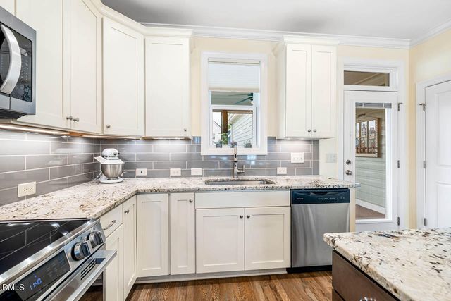 297 Beacon Ridge Boulevard, Chapel Hill, NC 27516