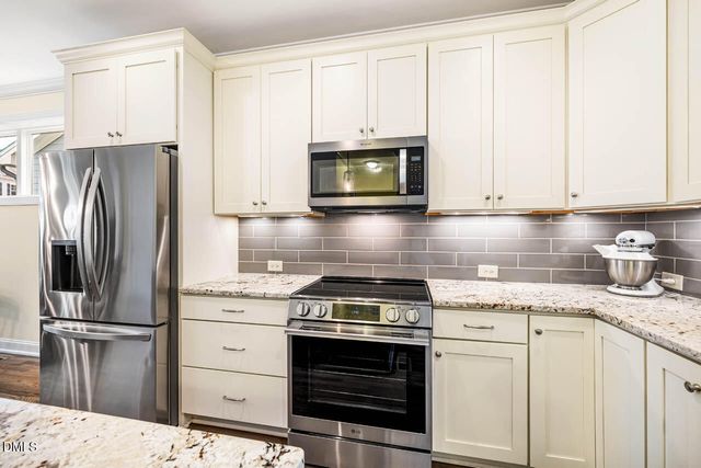 297 Beacon Ridge Boulevard, Chapel Hill, NC 27516