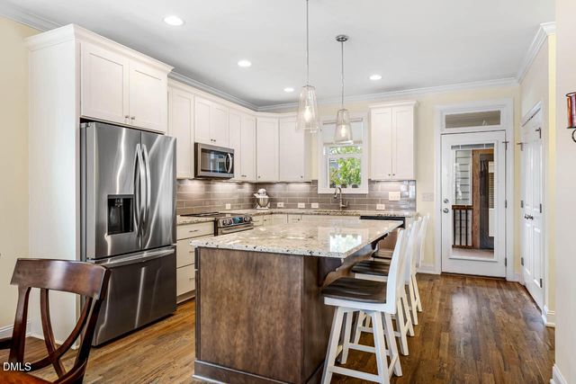 297 Beacon Ridge Boulevard, Chapel Hill, NC 27516