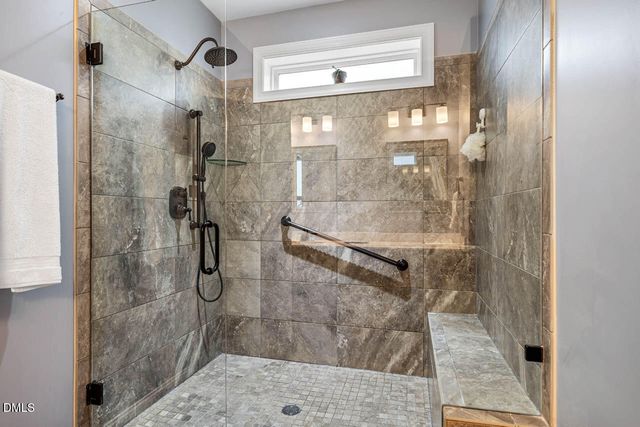 297 Beacon Ridge Boulevard, Chapel Hill, NC 27516